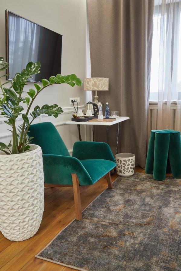 Stara Wozownia W Lusowie Bed & Breakfast